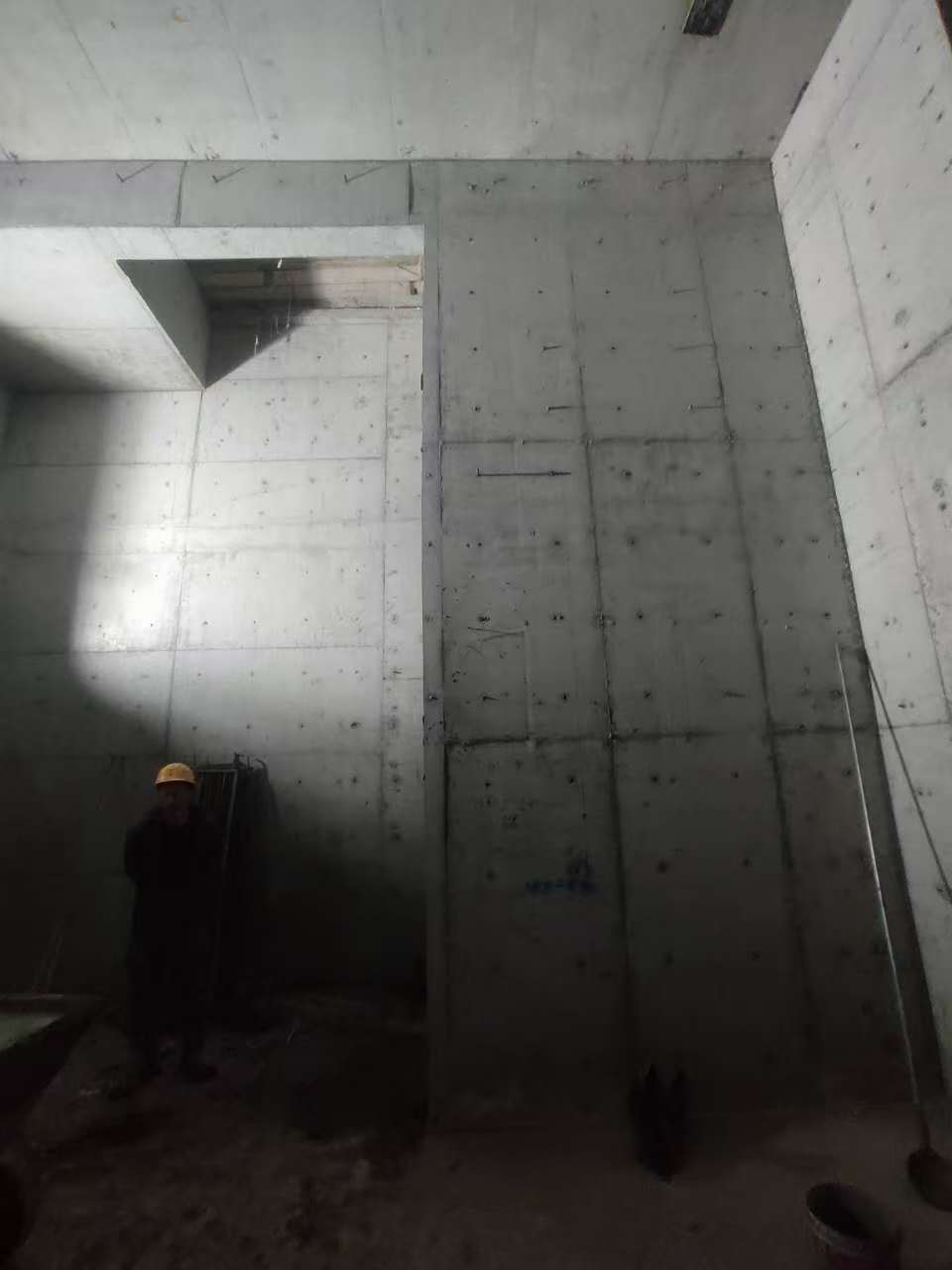 玉溪墙上开槽钢筋断了有影响吗